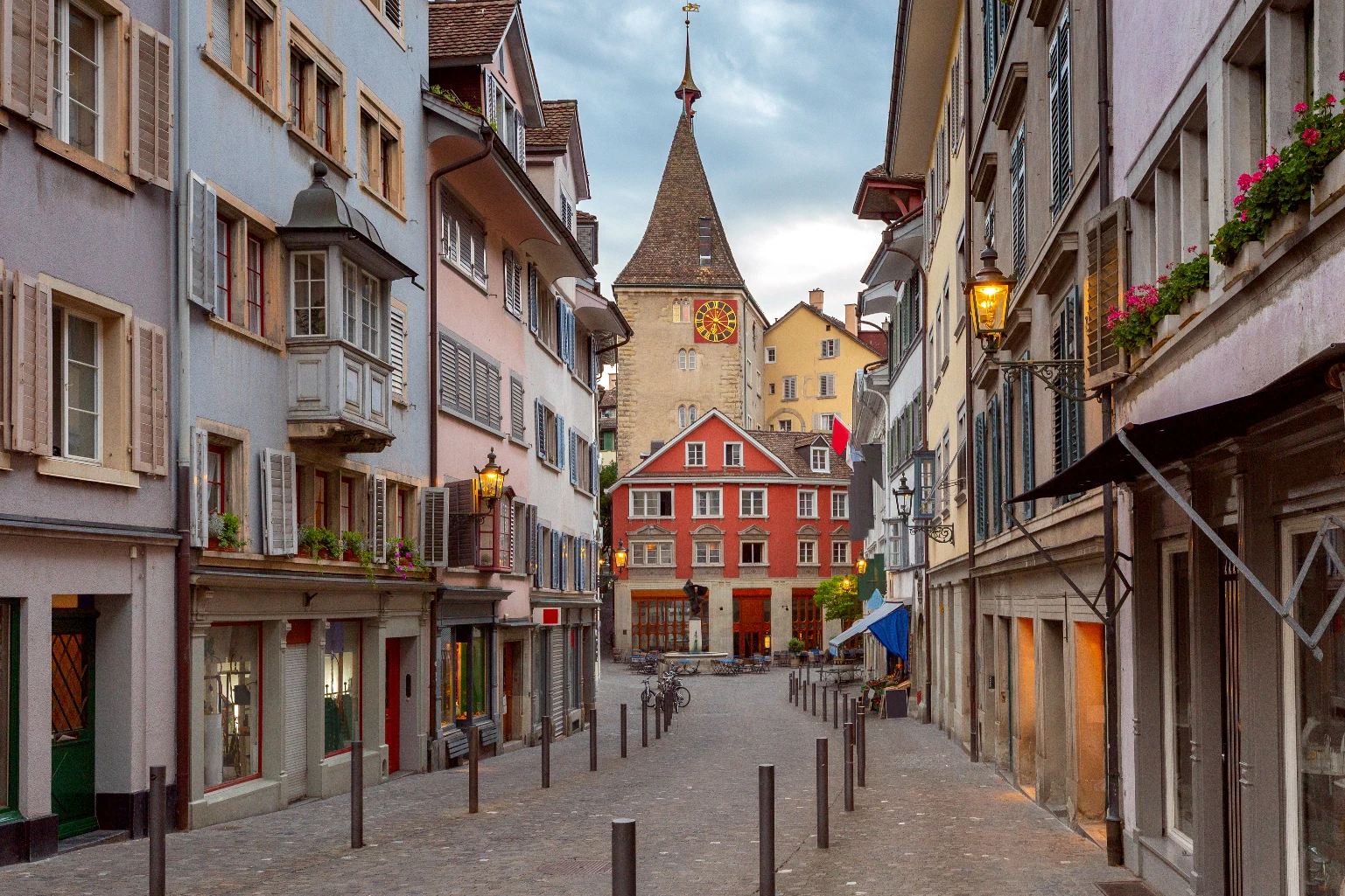 À la découverte des villes suisses
